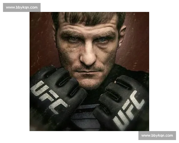 UFC凯恩对决米欧奇重温重量级巅峰碰撞的时代意义经典之战回顾