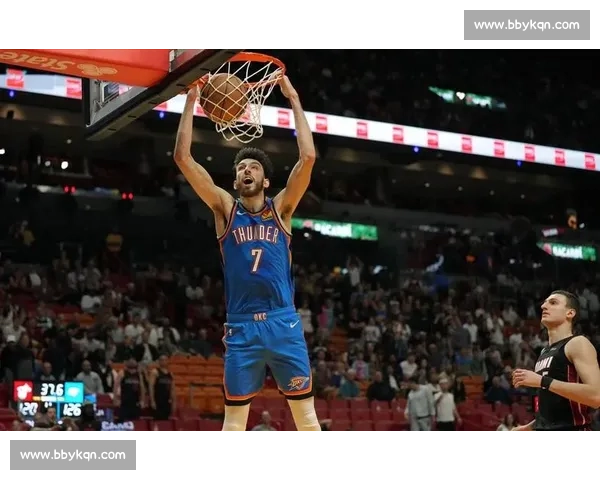 湖人雷霆正面对决青春风暴挑战冠军底蕴谁主沉浮西部焦点大战今夜引爆赛场